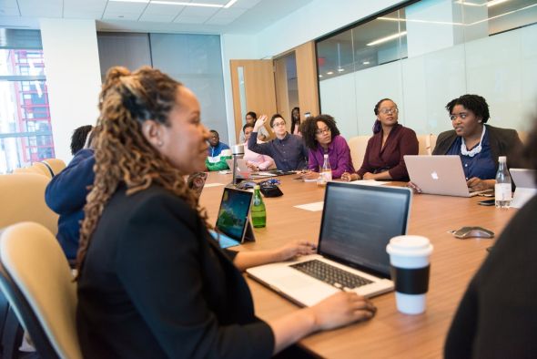 5 Core Skills Every Aspiring Data Analyst Needs in 2025